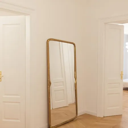 Design - Casa Crima Apartment *